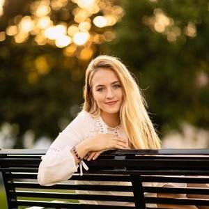 Meet your Posher, Grace